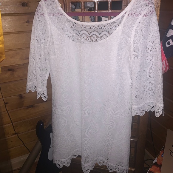 White lace dress - Picture 2 of 4